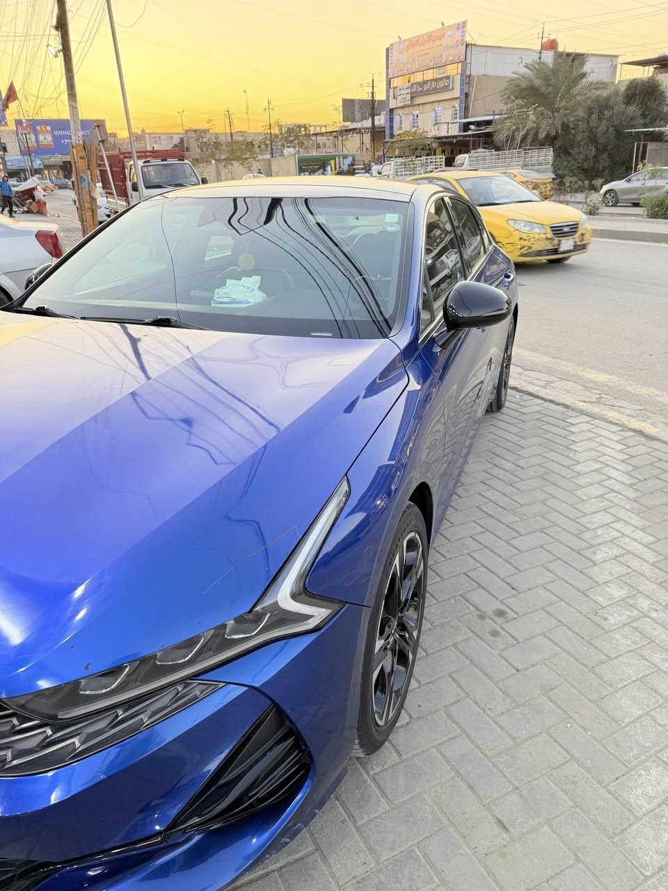 بدون دواخل و ايرباكات (حادث سطحي )
السلام عليكم 

 Kia K5 Gt-line (2022) 

فول مواصفات الجيتي لاين المعروفه 

 فول مواصفات

المحرك 1.6 تيربوو

وارد امريكي 

الضرر : جاملغ +حافة البنيد + رصعه بقبق الجنطه بارد فقط 

بدون اي دواخل ار ايرباك مكفولةبشرط 

ماشيه 64 الف 

مواصفات :

بصمه

بنوراما

بكلايت لد

تشغيل عن بعد

رادارات امامية وخلفية وجانبية 

اوتو ستوب 

نقطة عمياء 

قيادة ذاتية 

دخول ذكي

كروس مثبت سرعة 

شاشة كبيرة 

شحن لاسلكي 

هند بريك كهربائي 

بصمة 

اشاير بلمري 

4 انضمة قيادة 

اوتو هولد 

نضام ترحيب بل اليدات

كشن السايق كهرباء 

سيارة مال جناي

عليها تخم تاير جديد 

رقم  اربيل الجديد بسمي تحويل ثاني يوم 

مكانها البياع الشرطه الخامسه

السعر 174 وبيه مجال 

***********  اتصال / واتساب
