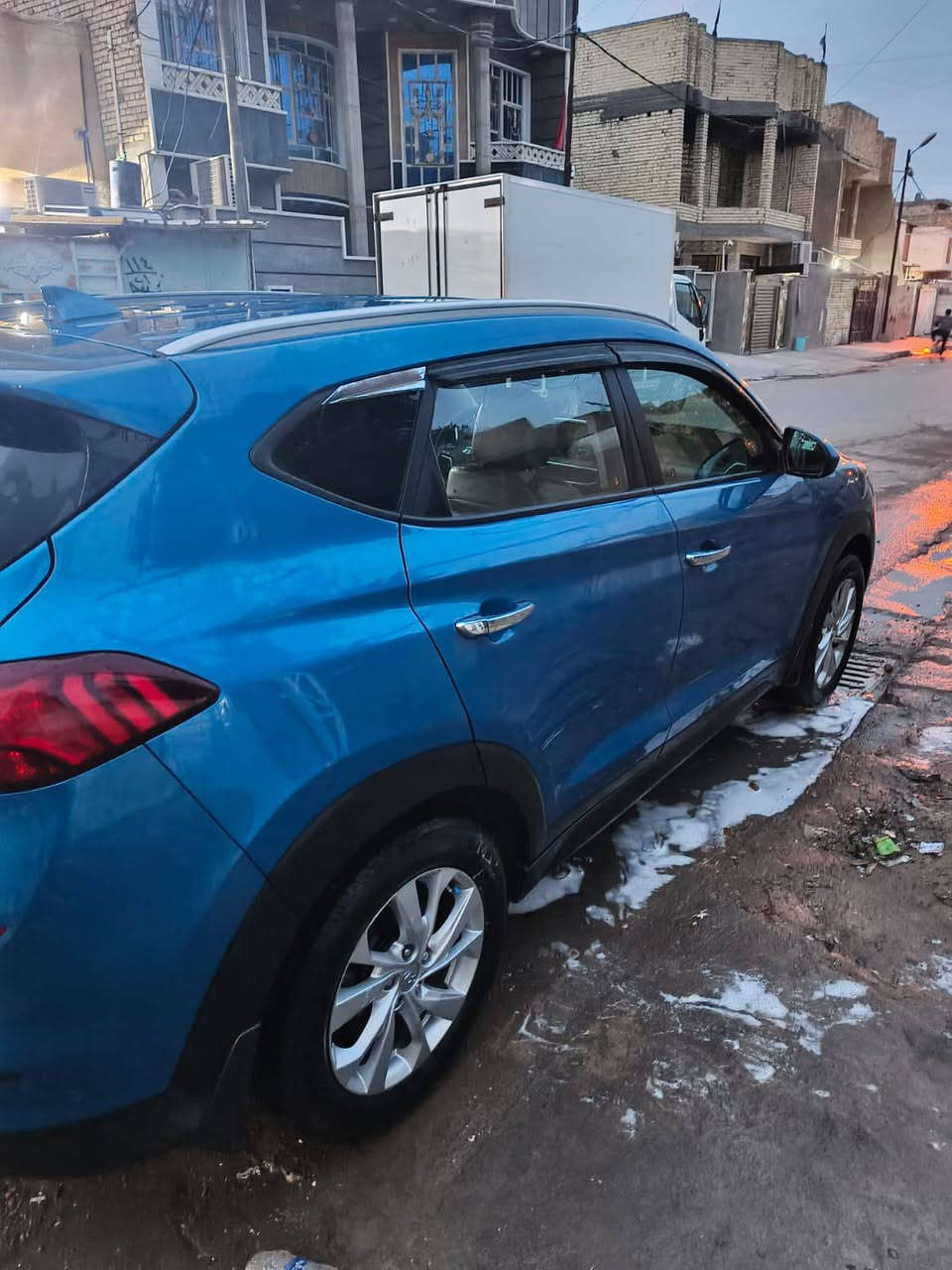 توسان 2020 امريكي 
حادثها موضح بالصور قطعة وحدة صبغ 
ايرباك دركة 
مواصفات بصمة كشن كهرباء 
فور ويل
رادار أمامي جانبي 
تحديد مسار مانع انزلاق 
شاشة كامرة 
ماشية 47 الف
محرك 2000
رقم بغداد انكليزي 
مكان السيارة بغداد الكمالية 
السعر 158 
***********
