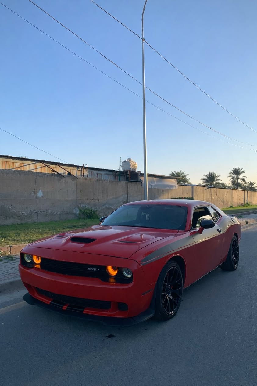 جالنجر 2016
بنيد Srt
دعاميه srt 
ويل srt 
فول بس فتحة مابيها
محرك 3600
شاشة كبيره تحكمات  نظام سبورت 
تبريد تدفئه كلها شغاله 
صدر جديد
تخم تاير جديد 
 رقم بغداد 
بيها قطع 5 قطع صبغ  سونار موجود 
مكاني بغداد العامريه   
ب ١٣٥ وبي مجال بسيط
*********** 
‭0788 287 0045‬
