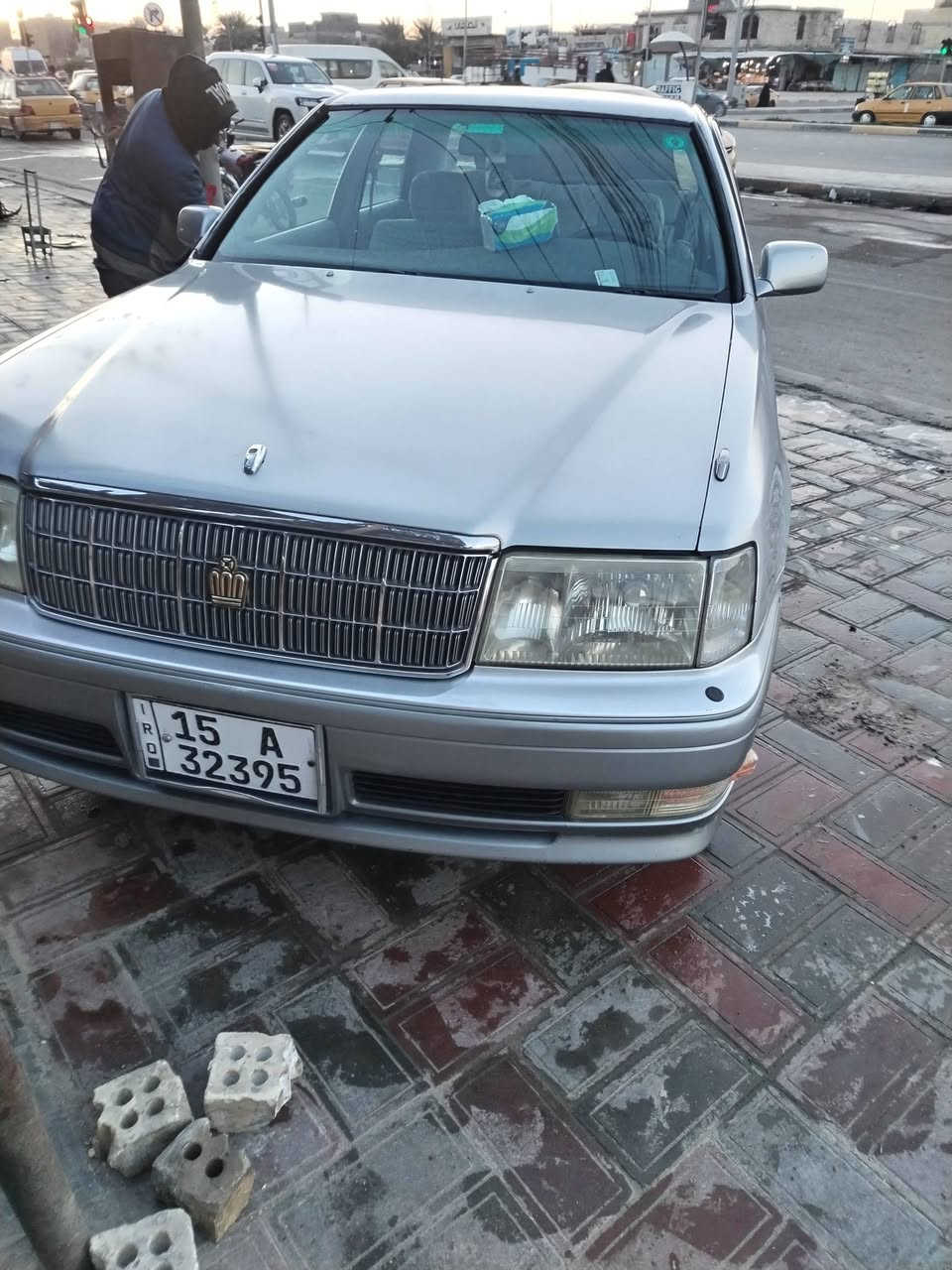 راس الثور مديل 98 بأسمي رقم إنكليزي جدا نظيفة 100 ورقة ورقة بيهه مجال بسيط مكاني كربلاء ***********
