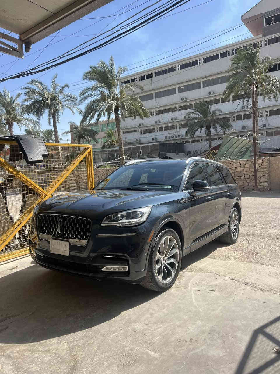 سلام عليكم لينكولن اڤيتور موديل 2022بدون ايرباك هايبرد بلكن محرك 3.5تون تيربو 🚀🚀سياره بيها 

مواصفات

لينكولن افياتور    ( طيارة  ) 

Lincoln Aviator 2022 
          حجم المكينة : 3500 تون تيربو
 
      سيارة جديدة  وعزل صوتي مثالي  رقم بغداد 
         

#مواصفاتها 

2. 
3. مساج 
4.ويل كب
5.كشنات جلد 
6.كشن طيارة
7.كشنات كهرباء 
8.رادار امامي
9.رادارات جانبية
10.هند بريك بصمة
11.كامرات 360
12.كير دكم 
13.يدات الأبواب بصمة
14.صندوق كهرباء
15.لايتات زنون +لد
16.كشافات لد
17.حساسات خلفي امامي
18. هيترات بالكشنات
19. 7 راكب qiv
20.بصمة
21. 3 قطع تبريد
22.مري شفط
23. تشغيل عن بعد
24. ترحيب عن الاقتراب
فول مواصفات 1/1 جاهزة. 
حادث بسيط جاملغ خلفي فقط بدون ايرباك 
بيه هواي مواصفات وتفاصيل بعد كلش هواي  مراوس او بيع تفاصيل بعد للتواصل والاستفسار اتصل بنا ***********
