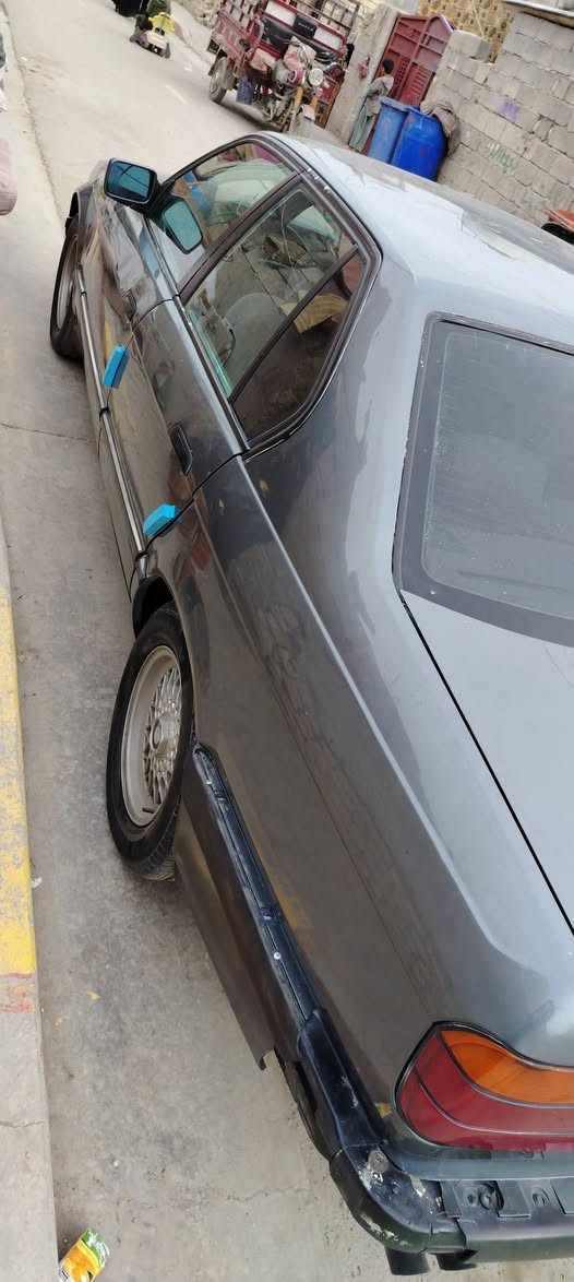 السلام عليكم
من رخصه الادمن 

  730 للبيع اصل بليته مكينه 3000 مفتوح 

مصبوغه عام جماليه 

رقم ديالى مشروع وطني 

 40 وبيها مجال

المكان بغداد العماري قرب حي النصر

 *********** بيه واتساب
