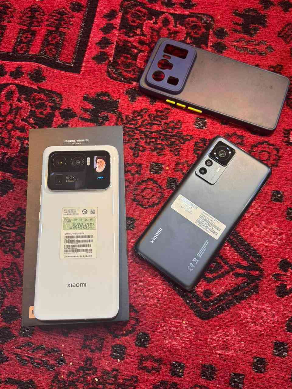 شاومي أو Mi11الترا 256ذاكره نضافه 100بل100 12تي برو ذاكره 256 ملحقات 11الترا  كامله 12تي برو بدون ملحقات ببجي 90 فريم ثنينهن السعر 550الف وبيهن مجال
