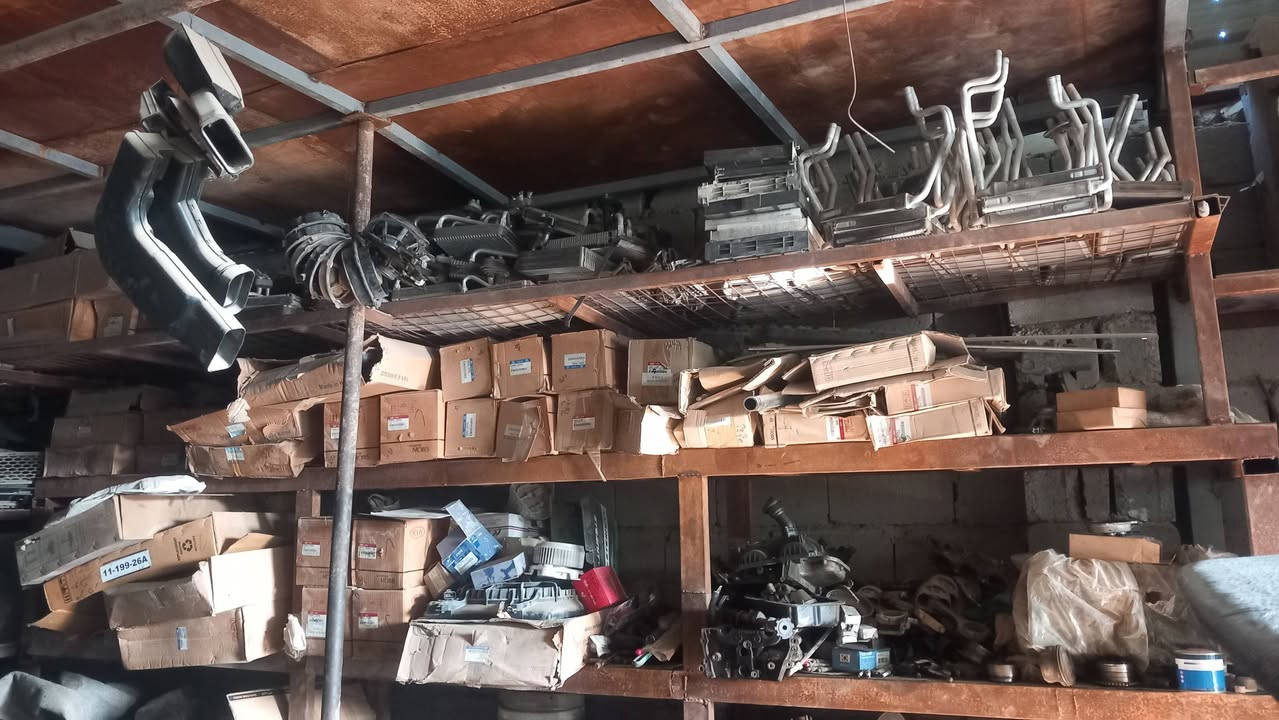 السلام عليكم
ادوات سيارات كوري مديل قديم فقط ٢٠١٤ فما دون (اوبتما_سوناتا_سبكتره_ النترا)تصفية محل 

بيبان _ضفاير _لايتات_بك لايتات_احزمة امان_درگة استيرن_مجاول _فلنجات_طبلات_درايمات_قبق جنطه_عقول_عضمات دواخل_شمسيات_كبات ويل_تجوات راس

بأسعار تنافسيه (جمله ومفرد)
العنوان
كربلاء _حي الصناعي _نهاية سايدين الرايه _قرب عصام منيدح 
للاستفسار
***********سيد محمد
