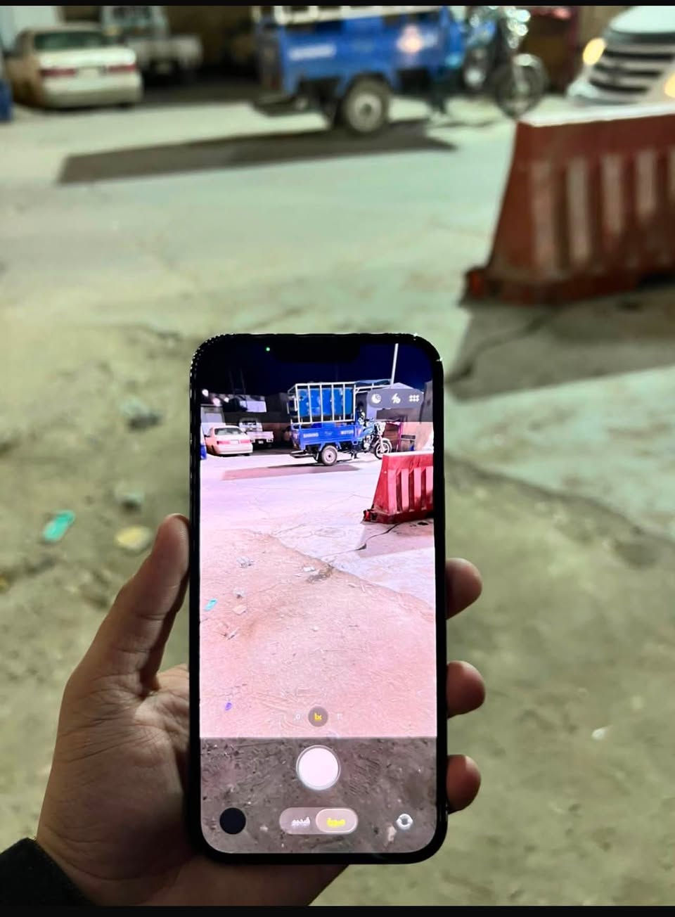 13 برو ماكس لون بحري ياباني جهاز مكفول من لجلخ بطاريه 82مامعلايه ولا ملعوب بي تك ذاكره 256
مبدل قطعه ماستر اصليه 
السعر 650 وبي مجال بسيط 
*********** واتساب
