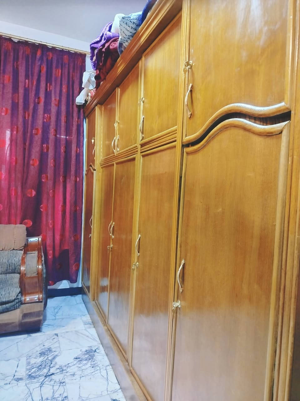 كنتور صاج داخل وخارج نضيف العنوان حلة حي الجزائر ***********. ***********
