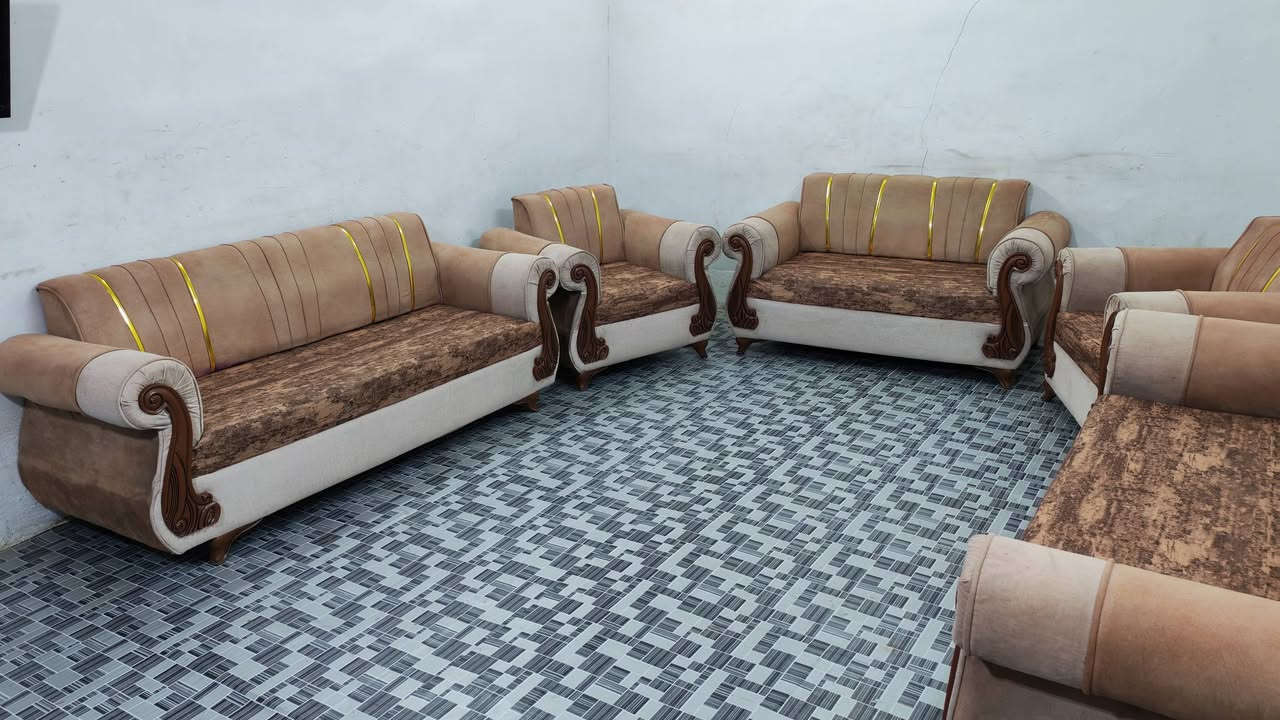 تخم للبيع تزكام كلش نضيف 10مقاعد السعر 250العنوان كربلاء حي العامل الستفسار ***********
