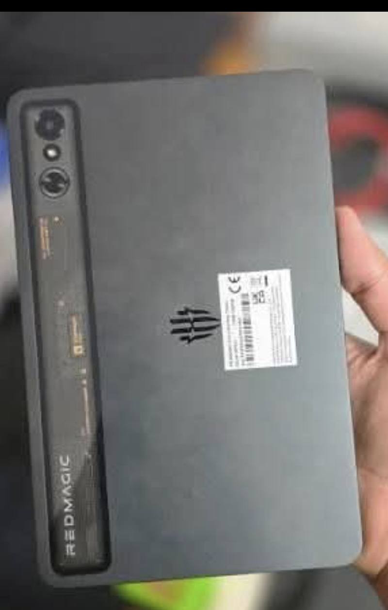 ايباد ريد ماجك استرا ذاكره 256 بطارية 99 مشحون 60 مره نضافه ٪ ما بي اي شخط شاشته اشغل 165 هيرتز مكاني كربلاء توصيل ما عندي سعره 850 الف قفل بدون راس الشاحنه وي راس لشاحنه 900  رقم  ***********
