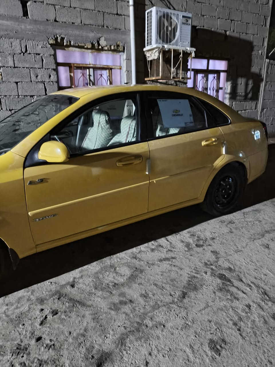 السلام عليكم سياره اوبتره -
موديل 2010 مكينه وكير خير من الله  دواخل جديده حداده وتخم تاير جديد السعر 70وبيه مجال حك الجيه رقم التليفون ***********
