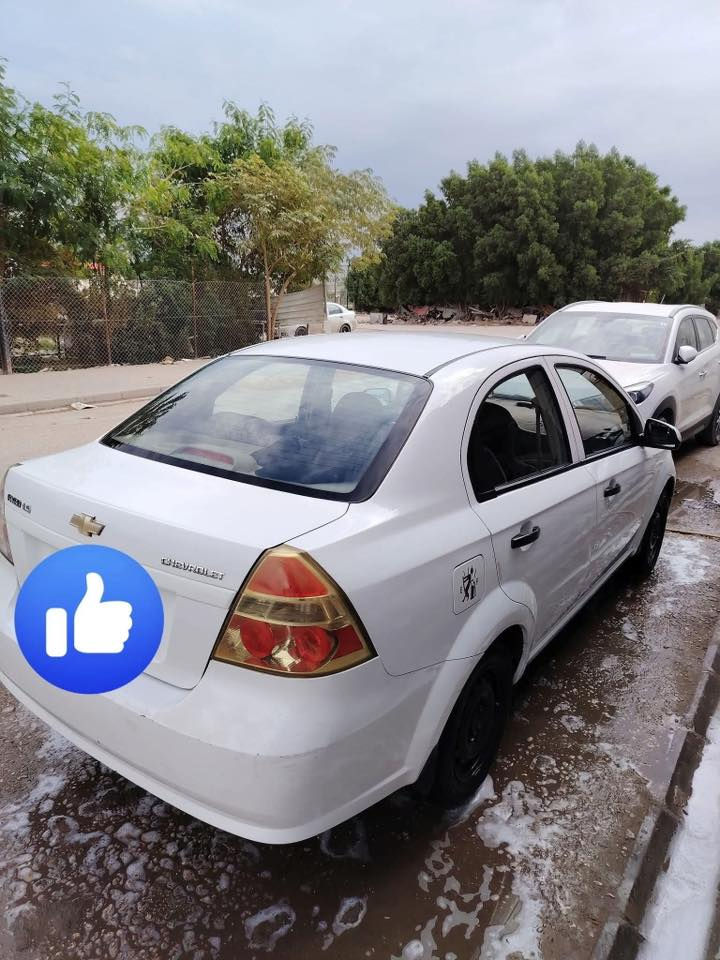 سلام عليكم اخوان المايشتري لايدوخني رجاءً اخوان
افيو 2011 كلين كلين كلين ضربتها فقط تعديل جاملغ خلفي وره السكن اخوان فقط الباقي كله بل شرط امانة الله ورسوله
كير محرك تبريد صدر شرط 
تغليف كشنات جديد 
تايرات جديدة 
السعر 20 ورقة وبيها مجال اخوان مستعجل كلش عندي سفر والياخذها بل عافية لو مامتوازي مابيع بهيج سعر 
الرقم: ***********
