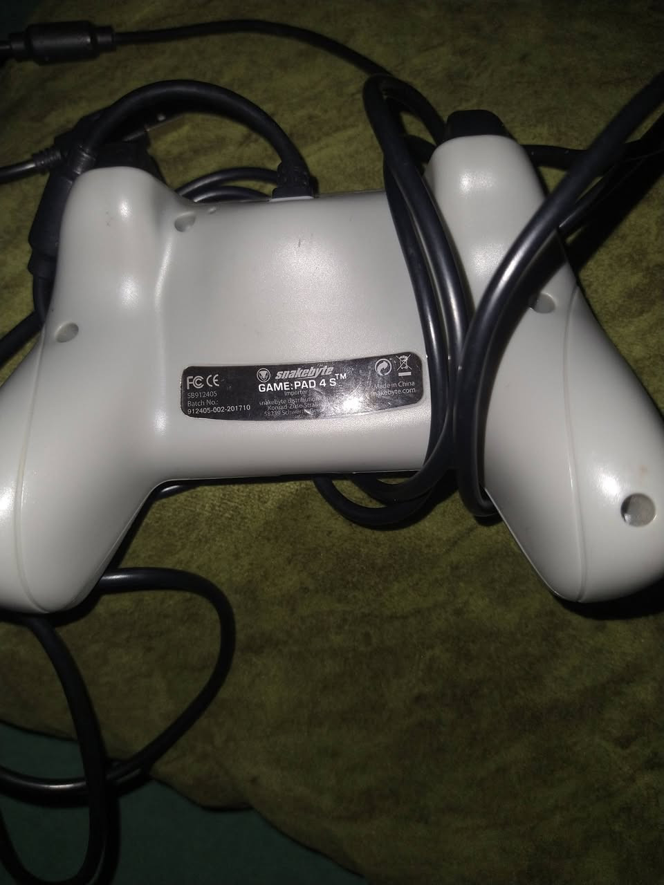 جويستك بلي4 واير 3 متر اصلي
سعر البيع 20 الف 
متوفر توصيل


**إذا كنت صاحب هذا الإعلان وتريد حذفه لأي سبب، رجاءا أرسل رسالة إلى الدعم الفني**