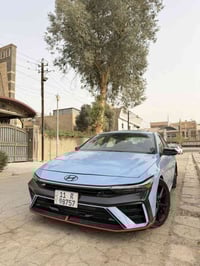 للبيع لانتره N لون مميز موديل 2025  سياره دخول جديد  ماشيه 2000 الف سي...