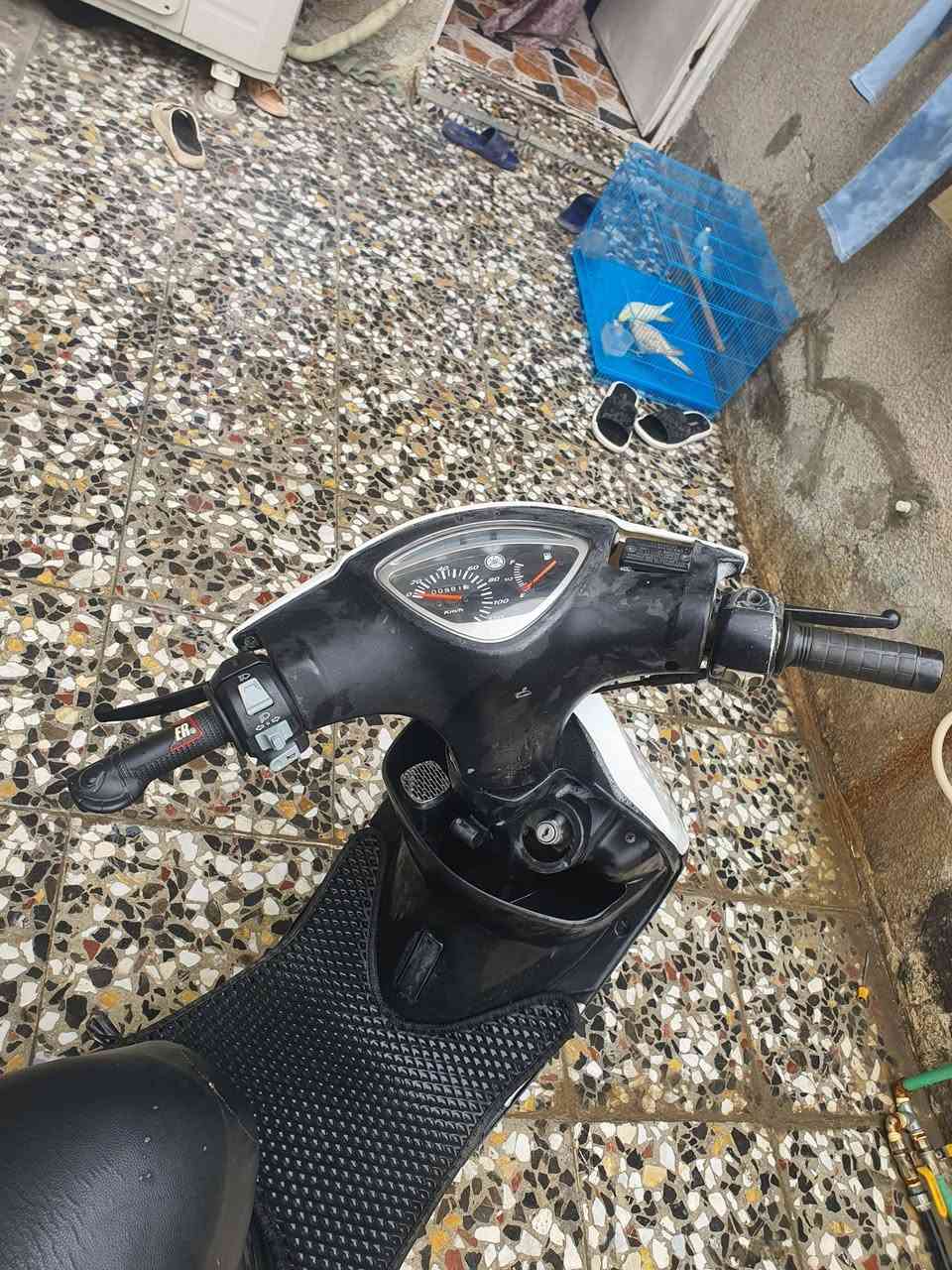 السلام عليكم
دراجة ماكس عدلة ابيض لوك جديدة نكرة سلف كهرباءيات شغالة لايت كشاف هورن جاهزة السعر ٦٠٠الف وبيها مجال العنوان بغداد للاستفسار ***********
