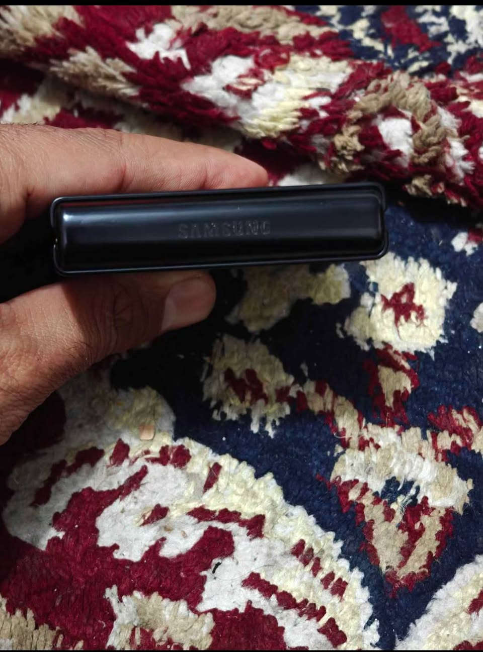 مرحبا احبتي كلكسي زد فليب 3 فقط مراوس جهاز نظيف جدا غير داخل تصليح ولا تبديل مراوس بجهاز ايفون


**إذا كنت صاحب هذا الإعلان وتريد حذفه لأي سبب، رجاءا أرسل رسالة إلى الدعم الفني**