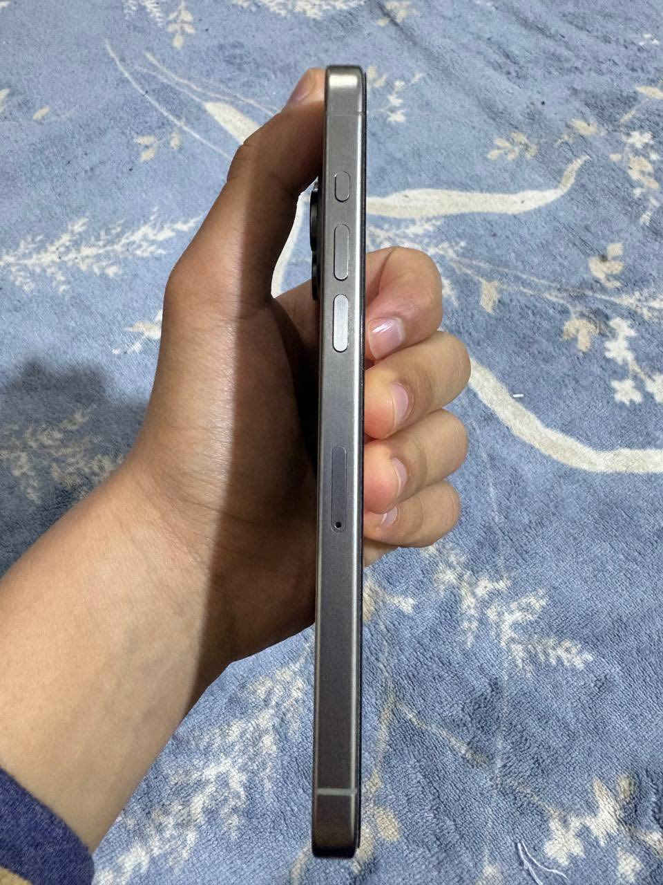 سلام عليكم
١٥ برو ماكس بطارية ١٠٠ كامل ملحقات الاصلية ضمانو خلص بشهر ال ٩ الي راح كارتون موجود والجهاز البراغي مالتو موضحة بالصور مامفتوح  دبل سيم za 
السعر ١٢٠٠


**إذا كنت صاحب هذا الإعلان وتريد حذفه لأي سبب، رجاءا أرسل رسالة إلى الدعم الفني**