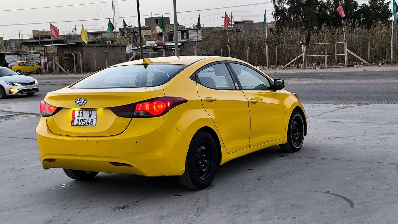 السلام عليكم
النترا وارد امريكي 2013
رقم بغداد انكليزي بأسمي مصفره هيئه وغرامات
خطها ديوانيه_ عفك
االسعر 103 وبيها مجال
مكينه 1800 خير من الله مكفوله من كلشي 
سياره ماتذب عليها ربع 
حادثها خلفي تبديل قبق جنطه وتصليح بداية الحوض 
مواصفاتها 
منظومة زنون
تحكم ستيرن جهتين 
انظمة قياده 
حداديه جاهزه جديده
تخم تاير 
باتري جديد 
مدوشمه كامله 
شاشه 
كامره 
حساس
منظومة ماء جديده
ادامة لمنظومة التبريد كلها 
عبوة فيت بم جديده 
مكان السياره ديوانيه
للأستفسار ***********
