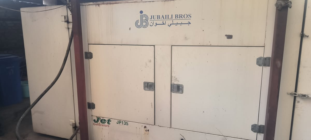 مولدة جبيلي بروس JP135 بيركنز إنكليزي، 135KVA، سوبر كاتم، توليد لوري سومر فرنسي، ساعات العمل فقط 189 ساعة، شبه جديدة، الموقع شارع السعدون. ***********
