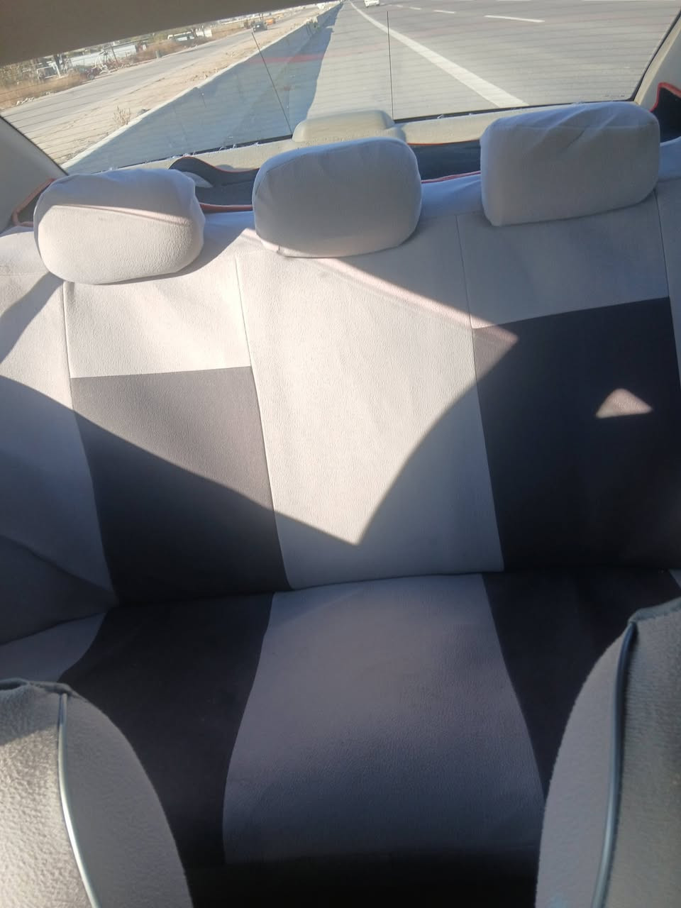 السلام عليكم ورحمة الله وبركاته  سوناتا ٢٠٠٨ 
محرك خير من الله 4 سلندر  2400
كير خير من الله   
تبريد شغال تدفه شغال 
صدر نظيف ٩٠ في ١٠٠
سياره خير من الله  بيه جراد اثر حادثه الى في أمريكا في البنيد وضخه في باب السايق السعر ١١٥  مكانه السياره بغداد  تحويل مباشر السياره ب سمي 
وشرط اساسي مكاتبه ماسوي بس عقد إلكتروني   
هذه رقم الهاتف ***********
