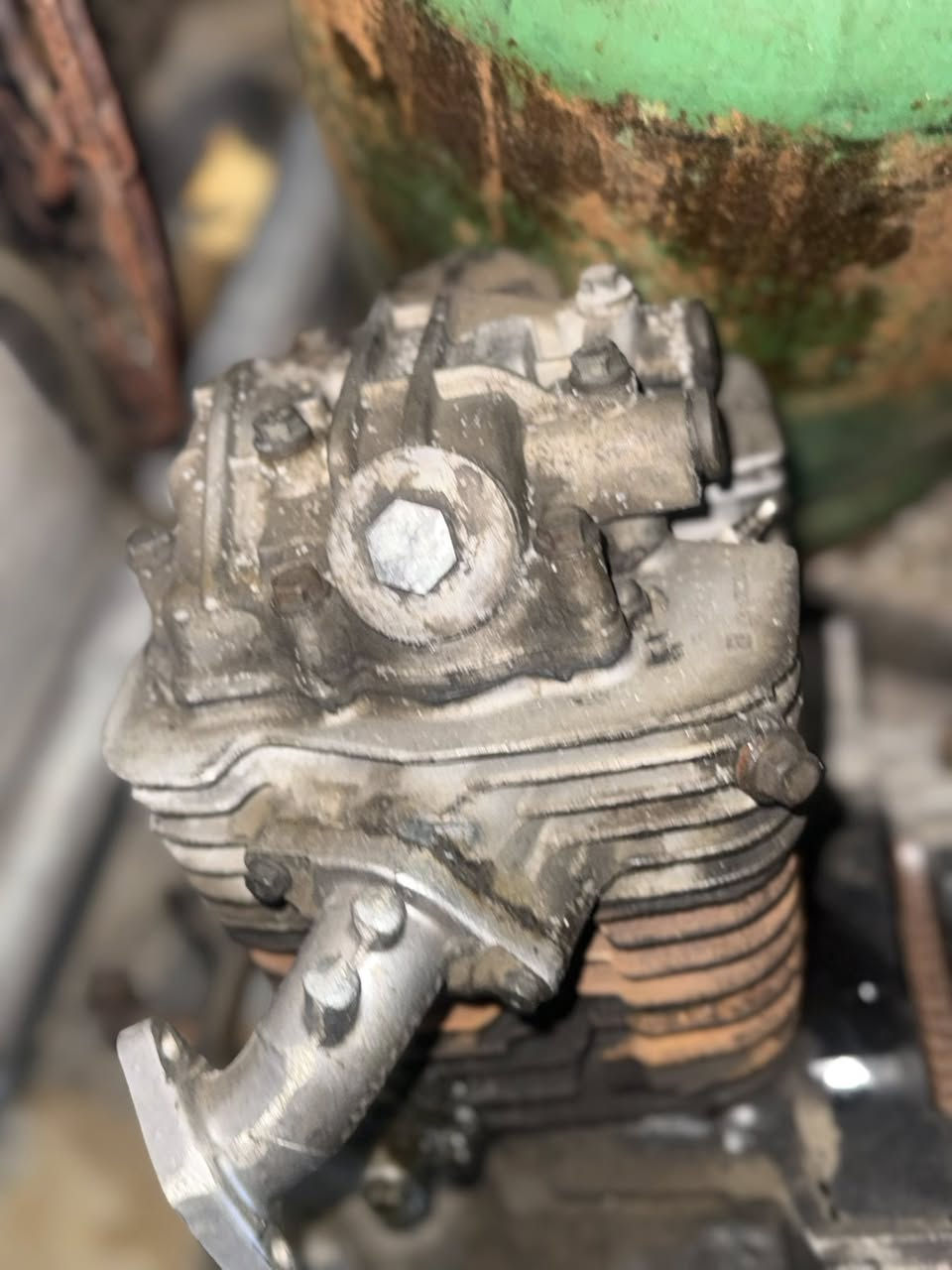 مكينة تفي اس تكتك 2022 رايدها 300 الف وتساب فقط مكاني بصرة القبلة ***********
