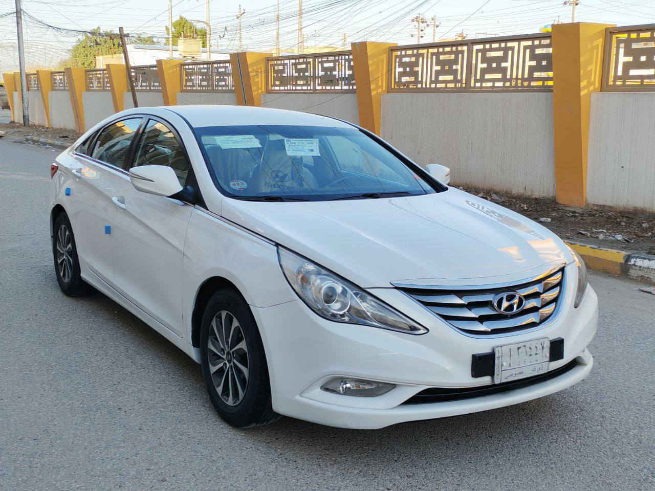 اللهم صلِّي على محمد وآل محمد.🧿 السلام عليكم هونداي سوناتا موديل( 2014 ) خليحي  حره رقم ذي قار  السيارة بيه تبديل الجاملغ الامامي الايمن و صبغ الجاملغ الامامي الايسر  مع صبغ حافت الباب فقط  محرك(2400)  شرط ما مفتوح  مواصفات تحكم استيرن  ويل كب5 اشاير بل مري حساسات خلفيه مري شفط  تبريد قطعتين شاشه كامره  )
سياره جديده جدا جدا وجاهزه من كلشي كير ومكينه وحداديه وتبريد ثلج كهربائيات كله شغاله دواخل جديده سياره مال جناي  مداور مباشر السياره بسم ولد صديقي يمي بل ناصريه  حره مشروع وطني  السعر$(113) وبية مجال 
مكان السياره الناصريه مقابيل كراج بـغـداد التصال  رقم صاحب السيارة  ***********/////***********
