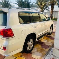 لاندكروز • ٢٠١٤ • ٨ سلندر ٤٦٠٠