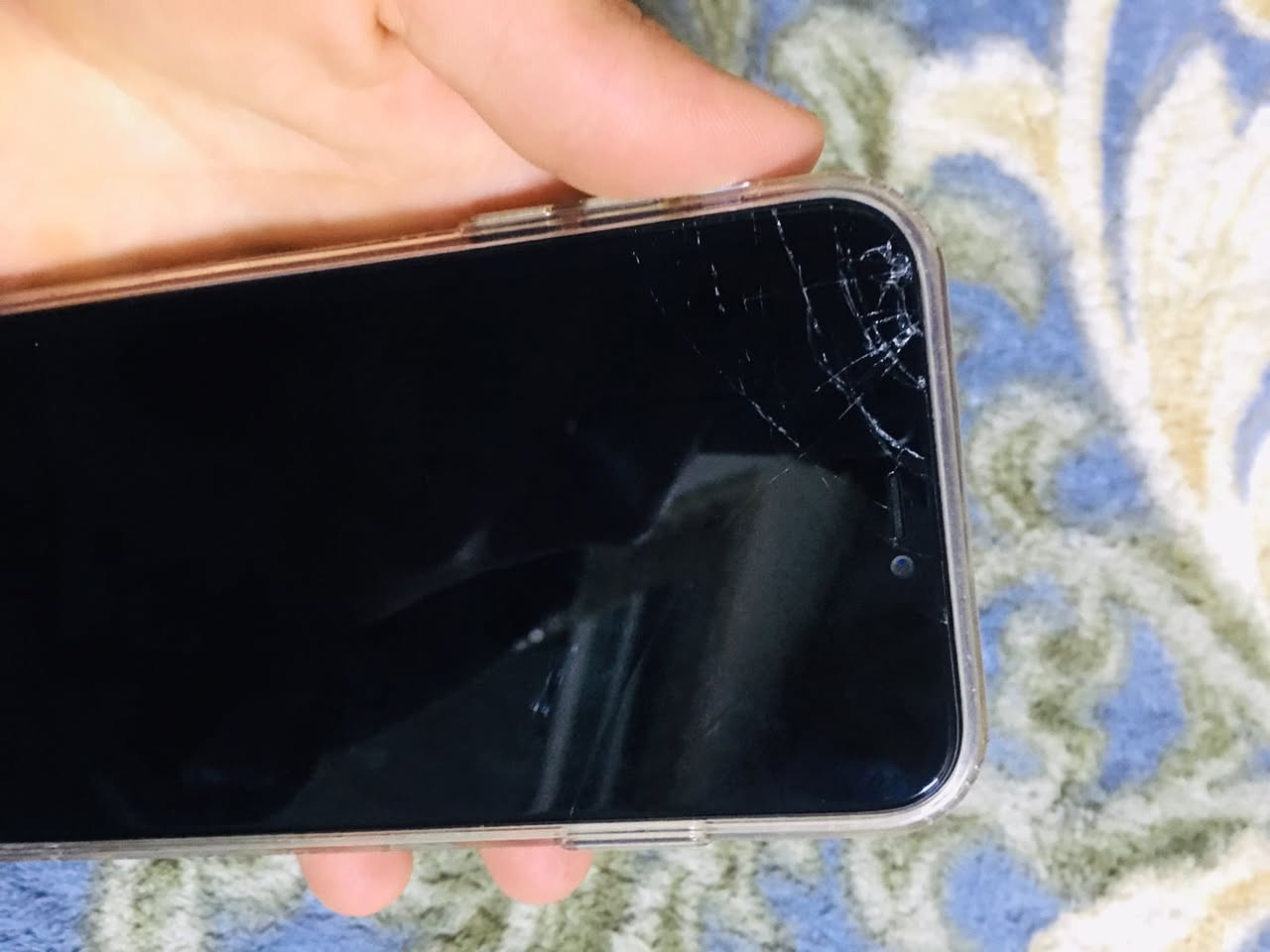 ايفون 11 عادي جهاز كلش نضيف
مساحه 64✅

بطاريه 69✅

مبدل فقط شاشا نوعيه زينه ✅

فيس ايدي شغال ✅

دكمه التعلي الصوت ما تشتغل فقط ✅

جهاز كلشي ما مبدل بي فقط✅

الشاشة نوعيه زينا ثلث خيارات✅

سعر180 مجال حك جيتك✅

متواجد فيس او اتصل ع رقم✅

*********** بي واتساب✅

لمس الشاشة مفطور موضح بالصورا ✅
