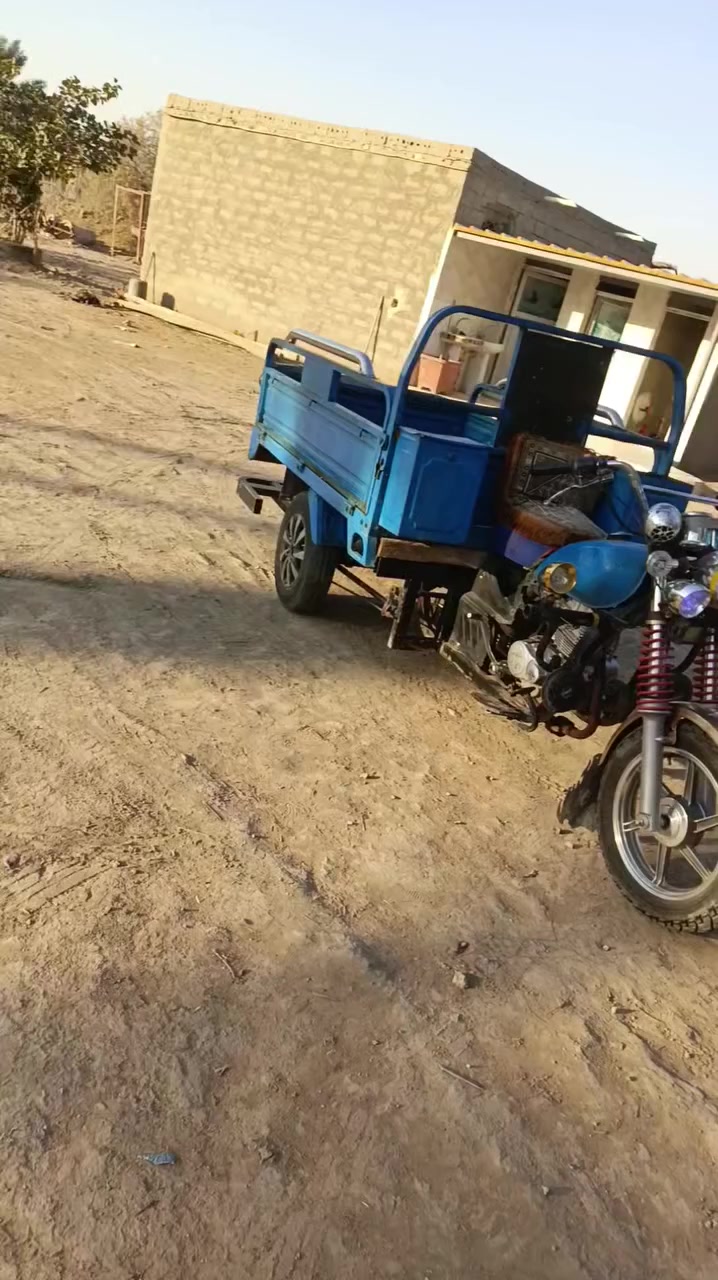 السلام عليكم ستوته البيع موديل 2018وراق اصولي سعره مليون التصال  ع رقم ***********او ***********
