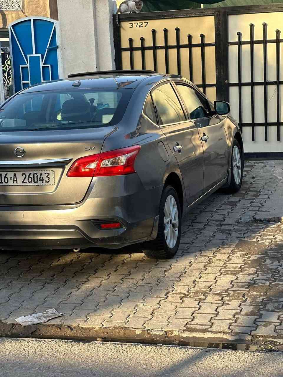 السلام عليكم
نيسان سنترا ٢٠١٧ sv 

فول مواصفات 

فتحه بصمه ابواب +صندوگ بصمه تشغيل 

ثلاث انضمه قياده eco+Normal+sport

تحكمات ستيرن 

كروز سرعه 

تبريد ثلج 

كير مكينه مكفولات شرط

حداديه امامي خلفي جديد 

تخم تاير 

دعاميه خلفيه صبغ فقط الباقي مكفول سونار مرفق مع الصور

رقم دولي باسمي شخصيا وين ميعجبك تحول باي مرور 

السعر ٩٨ وبيه مجال 
مكان السياره بغداد ابي غريب 

الخاص مفتوح او الاتصال على الرقم 

***********
