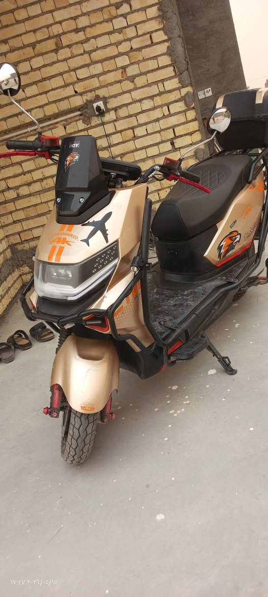السلام عليكم
للبيع موطورك افلون جبلي T800 بعده مفول صاره 3 اشهر عندي بطارياته يقرن 10 ست بطاريات كهربائياته مابيهن نقص شخط مابي نضام بريك ABSمانع تزحلق بطارياته 2026/3/1 زائد درع همايه حديد وغلاف بطاريات داخلي 

وهواي مواصفات حلوه بي سعر 750 وبي مجال مكاني الفلوجه الاستفسار أكثر رقم واتساب ***********
