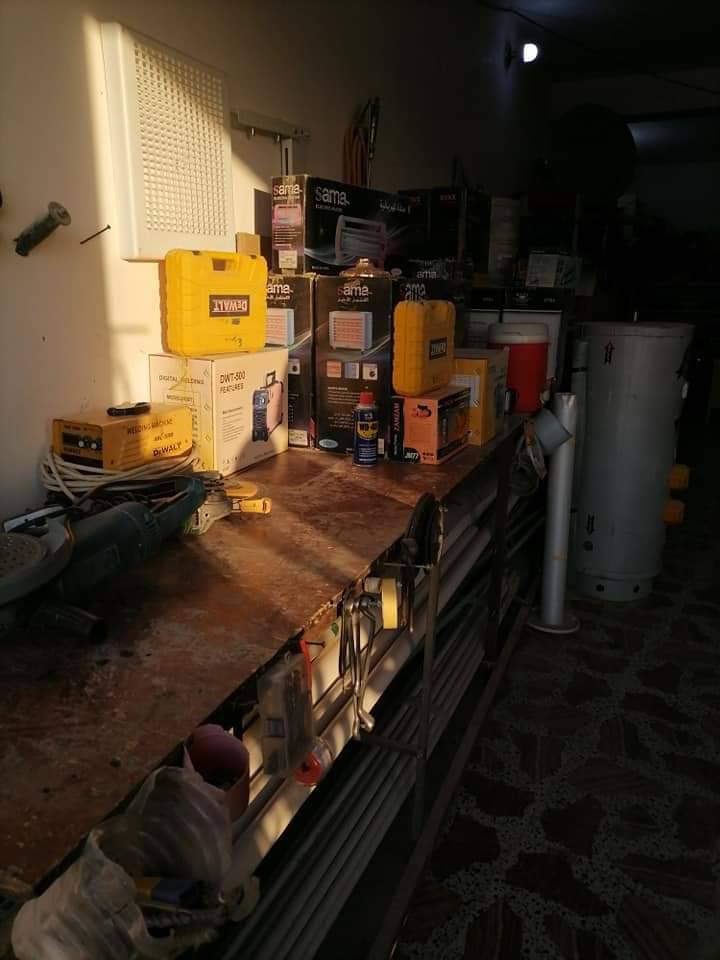 محل انشاىيه. وكهربائية كامل معروض للبيع وبسعر مناسب في الجغيفي الثانيه عمارة المعاضيد الاتصال  ***********
