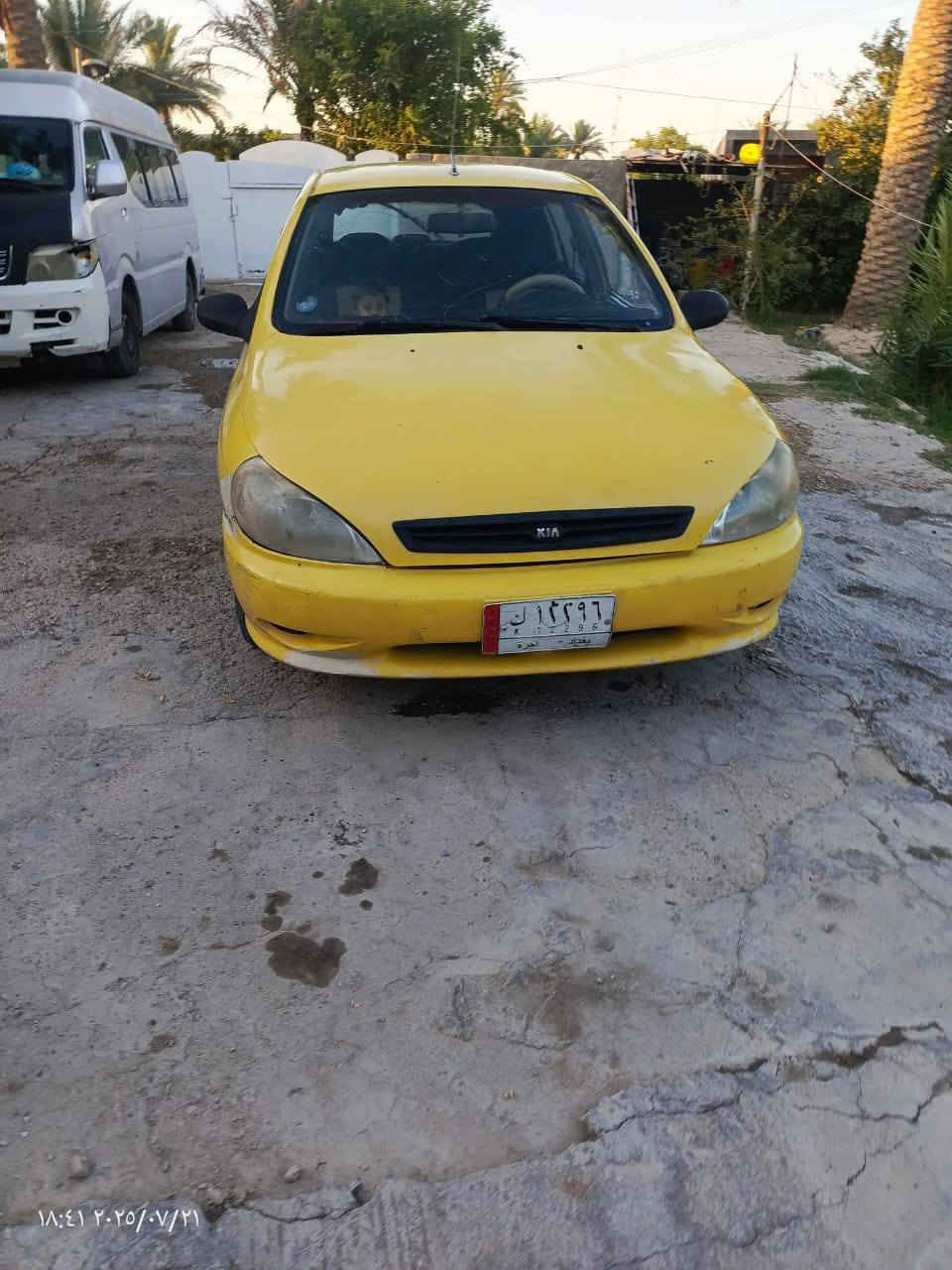 سلام عليكم كيه ريو موديل 2000 للبيع مكينه ماتشتغل راعيه موجود سعر 20 ورقه *********** بغداد تاجي سيع البور
