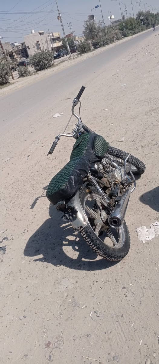 دراجا ايراني للبيع السعر250و بيه مجال المحرك تايكر اربعه كير الدراجه نشطه للتواصل ***********
