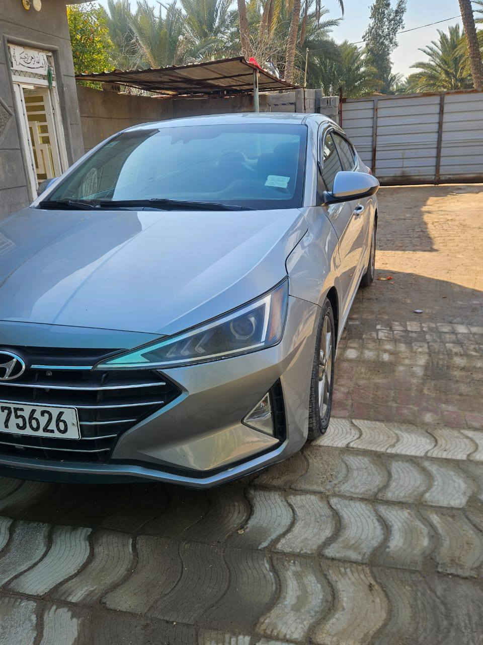 : مديل ٢٠ محرك ٢٠٠٠  : تحويل مباشر
 : ١٣٠ وبيها مجال مكان كربلاء الحسينيه 
***********
