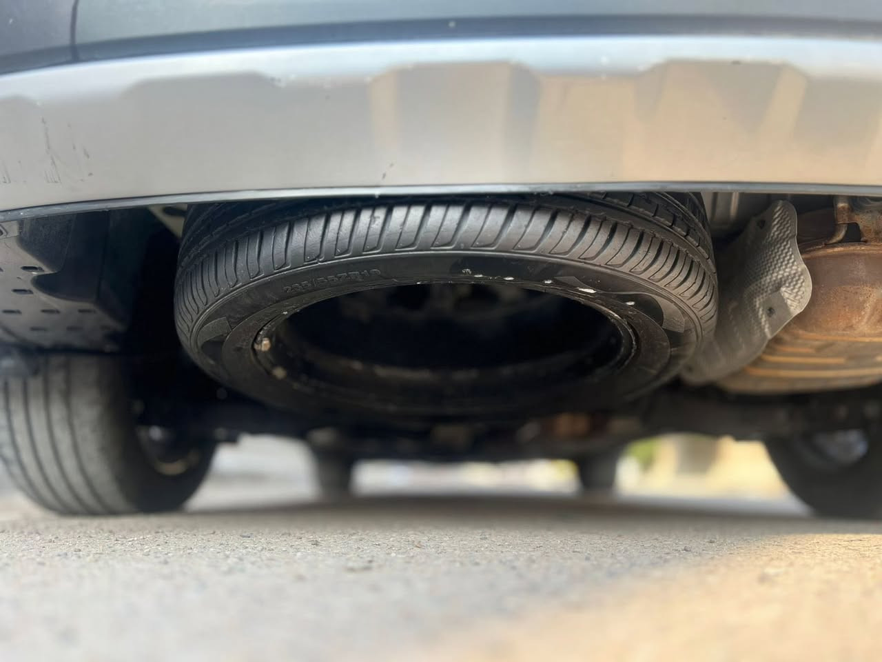 السلام عليكم
للبيع فقط 

سورنتو 2016 كويتي فول مواصفات 1/1

سياره مكفوله كفاله عامه 

مكينه 6سلندر 

كير ومكينه ما مفتوحات 

تبريد 3قطع

سياره فول 4x4

سايد بريك بصمه 

صندوق كهربائي 

كشنات تدفئة وتبريد 

حساسات اماميه خلفيه 

زراقات اماميه على ماصده

رقم بغداد بسمي 

مكان سياره بغداد 

سعر سياره 225ورقه

ماشية 66الف

غير متواجد على فيس بوك فقط متواجد على هاتفك 

اسيا ***********
