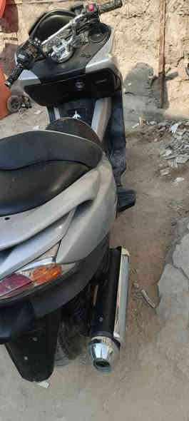 من رخصت مدير الكروب صفر 10 مكينه ناعمه كفر 80 معدل يخبل أي ستفسار على رقم *********** السعر 9 ومدفوع كمركه بسبب الوعود اكاذبه ناس تتفق وما تجي عليها
