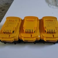 ديولت • ١٠ خلايه • شغال