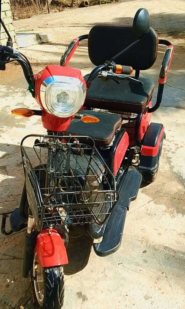 دراجه شحن نضيفه مستعمله ٦ اشهر بسعر ٨٥٠ الف وبيه مجال للاستفسار ***********
