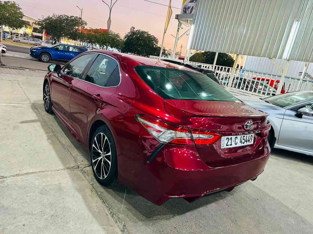 كامري 2018 مواصفات Se بلص ماشية 132 بيها بونيد مبدل بلادي والسونار موجود بالصور بدون دواخل وبدون شواصي وبدون ايرباك بشرط مواصفات بصمة تشغيل  ورادار وجلد ورادار جانبي السعر 172$ وبي مجال  عنوان السيارة كركوك ***********
