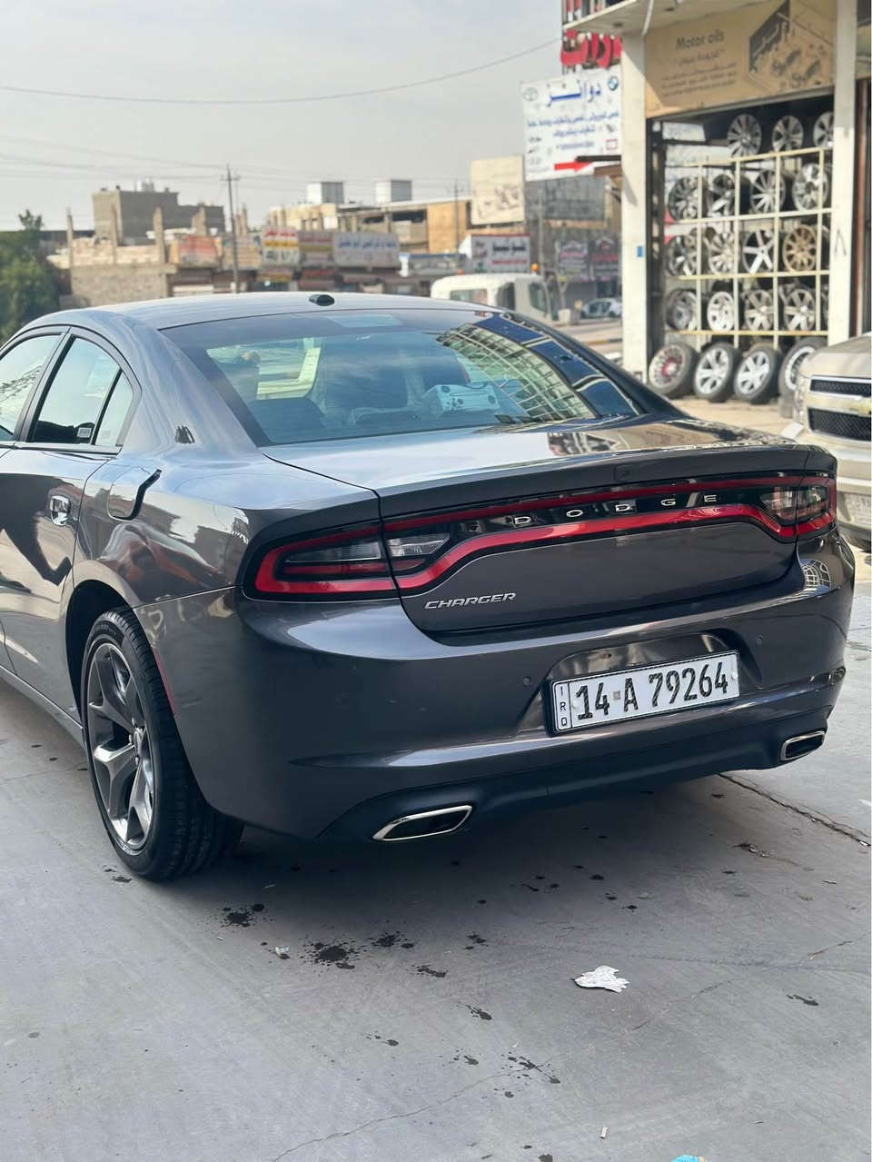 جارجر موديل ٢٠٢٢ وارد امريكي حادثها بنيد فقط وخفيف كلش بدون شاصي ايرباك فقط دشبول سيارة جاهزة ما بيها نقص ولا شي مكينه كير حداديه تخم تاير تبريد كله جديد ماشيه ٢٩ الف مكاني البصرة السعر ٢٥٣ وبيها مجال ‭٠٧٧٠ ٦٧٧ ٨٥٥٥‬ Singapore
