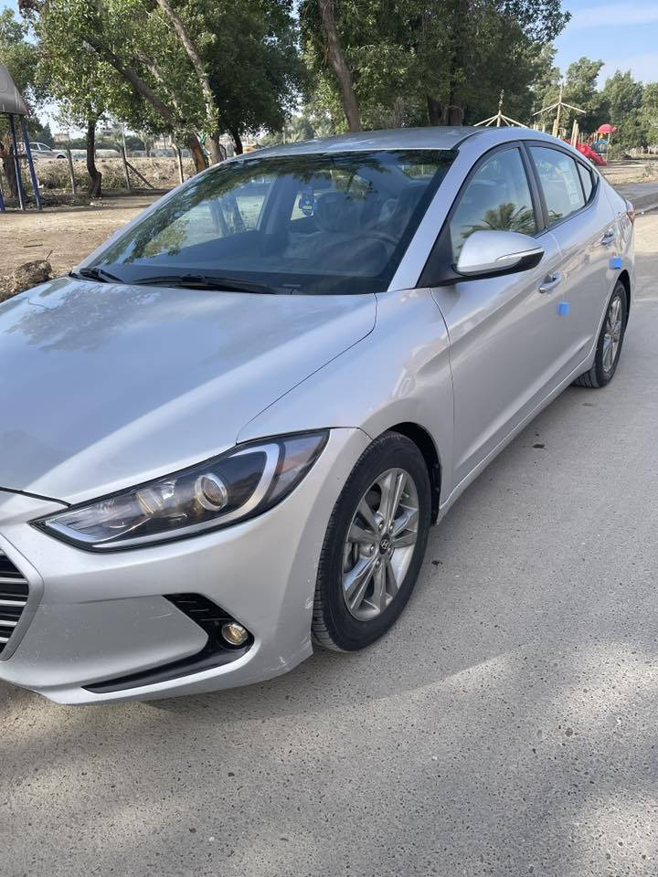 النتره 2017وارد امريكي حادث طخه بالبنيد او  جاملغ امامي ايسرالسياره جديده جداً او جاهزه من كلشي مواصفات السياره نص فول رقم بغداد دولي بسمي مكينه 2000دوش ماشيه 75الف السعر 118اوبيها مجال العنوان بغداد الامين الثانيه رقم الهاتف***********
