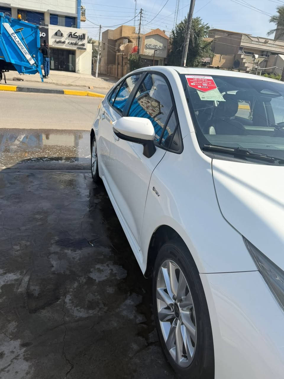 كورلا 2024 شكل الخليجي سيارة جديدة مكفولة عام عدا رصعة في البنيد اصبع ماشية 26الف على ايدي من الزيرو باسمي سعر 150ورقة بيهة مجال بسيط عنوان بغداد السيدية ***********
