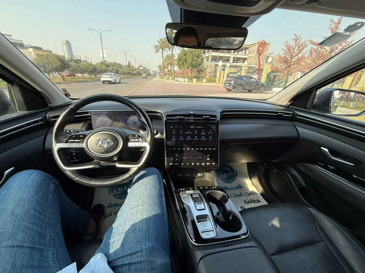 2023 ماشيه 31,000 كيلو متر وليس ميل 
مواصفات فول
بانوراما 
كشنات جلد تدفئه تبريد 
فور ويل 
خمس كامرات 
تتقدم وترجع بالريمونت 
كشنات خزن 
صندوق كهرباء 
شحن لاسلكي 
اوتو هولد
وهواي مواصفات فول السيارة 
محرك 1600T 
هايبرد 
ضررها بنيد مبدل نفس اللون 
مكانها بغداد المنصور 
واتس ***********
