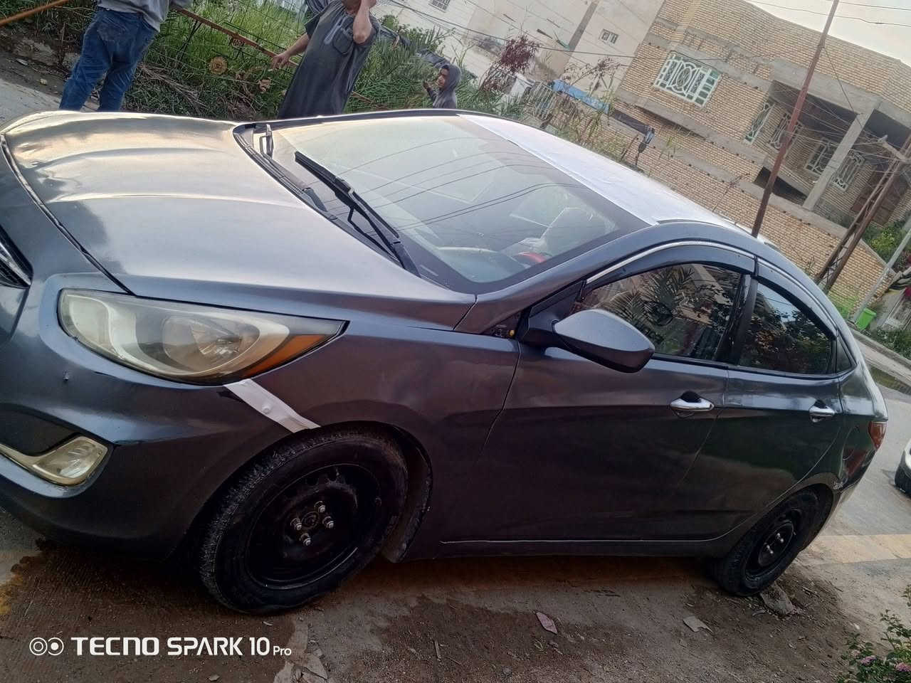 اكسنت وارد امريكي 2015 محرك 1600
((متجايه صفحه ومصبوغه عام))
جاهزه من كلشي كير مكينه تبريد حداديه 
العنوان ناصريه مركز *********** الشراي يخابر لا يراسل 
السعر (68 ) وبيه مجال قليل
