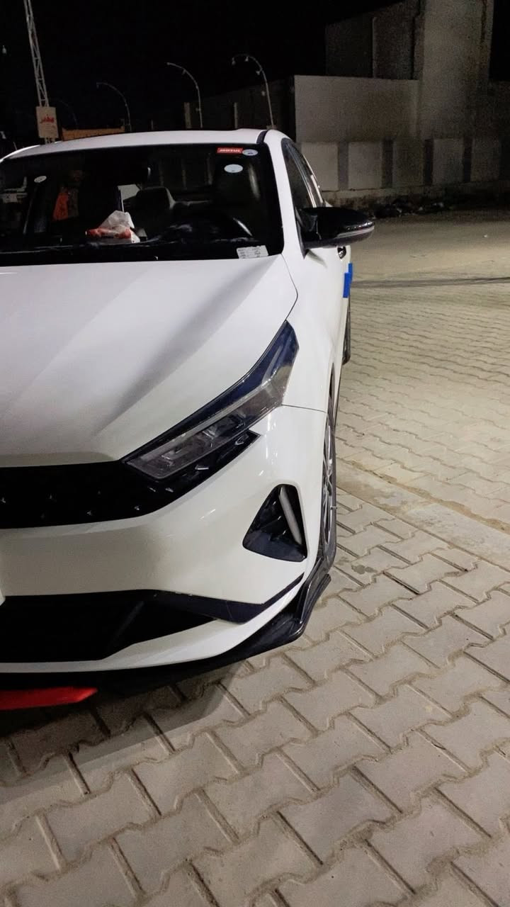 السلام عليكم.
كيا كي ثري K3 موديل 22
تجميع الصين
فول  مواصفات
.
محرك 1500 دبل نوزل 
رقم اربيل  بسمي 
 ماشية “24 الف 
 
🔴المواصفات 
✅️فتحة
✅️شاشه كامرة 
✅️تحكم ستيرن جهتين 
✅️بصمه 2 أبواب و بصمه تشغيل
✅️كير طياره 
✅️شاشه بالكير
✅️لايت لد زينون 3 عدسات متحركة + الخلفي هم لد متصل 

✅ أشاير لكزس️ متحركة 
✅المري الجانبية بيها ️اشاير + هيترات 
✅️صندوك ذكي بصمة ( يفتح عند الاقتراب )
✅️سايد بريك بصمة
✅️أوتو هولد (auto hold)
✅️درايف مود 4 وضعيات
✅️(sport+eco+smart+comfort)
شاشة عداد دجتل 
وبيها بعد مواصفات 

السيارة كفاله عامه 
سعر 142وبيها مجال لشراي 

للأستفسار اكثر التواصل على الرقم***********
مكان السياره النجف لأشرف . 📍
