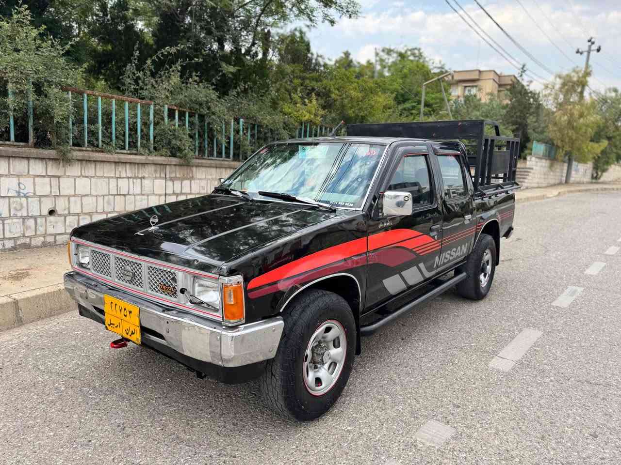 نیسان پیکاب دەبڵ کابینە ١٩٩٠ رەقەم هەولێر سەنەوی ٣ مانگی ماوە بەسەر بچێت دەبڵ ئەکسڵ  بێ دەعم و بێ لێدراو زۆر تازە و پاک ماوەتەوە مەکینەی بیلاد نیسانە سەیارەکە هیچ نوقسانی نیە نرخی ٤٥ گەڵاو معامەلە بەشەرتی تەحویل و غرامە تەحویل اصڵی هەموو عێراقی پێ بگەڕێ***********/***********شوێن سلێمانی السليمانية, العراق
