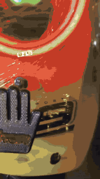 دراجه R9 مديل 2025 بطارياته 5 كبار 36اكبر حجم امبير مكاني بصره جمهورية السعر 400وبيه مجال متواجد  بقط واتساب لاتراسل ب فيس ولا ماسنجر***********
