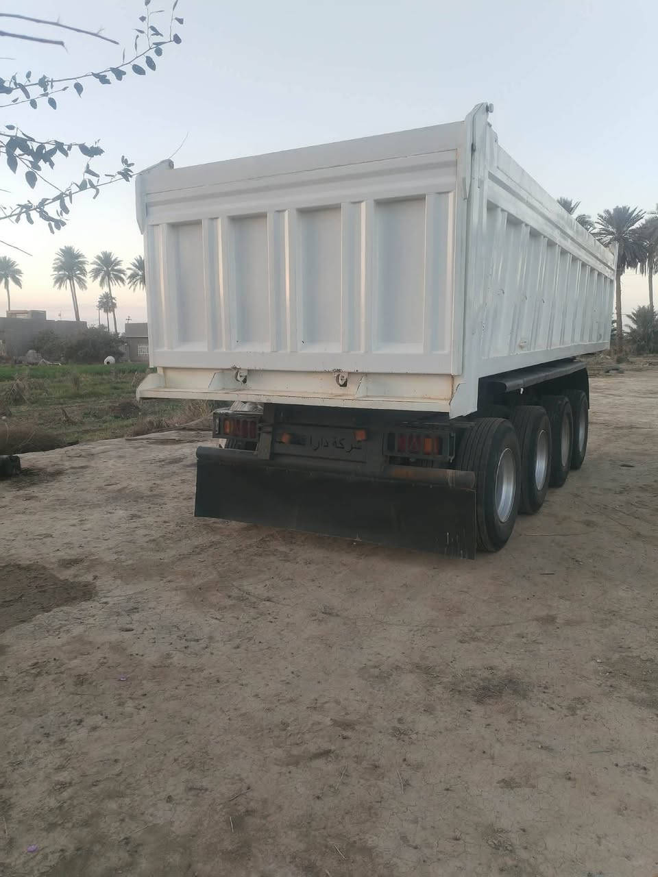 للبيع عريانه 4 محاور
مكفوله كفاله عامه
دناكير 16
ذرعه 28 وي تعلاوه
للاستفسار ***********
