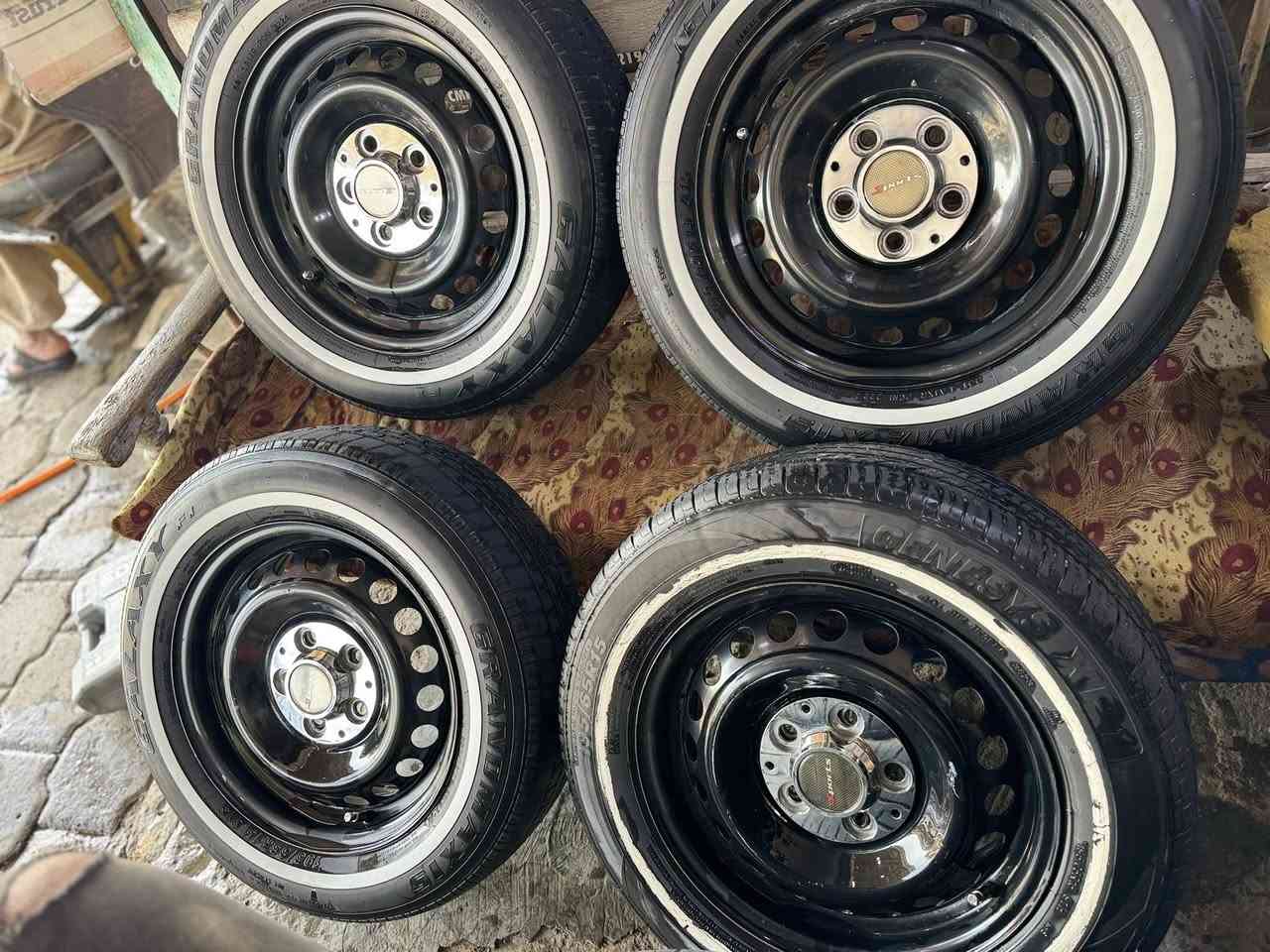 تخم ويل ٢١فتحه وتايرات اصلي مكفول شرط الفحص البيع او مراوس مكاني كربلاء طوريج ***********
