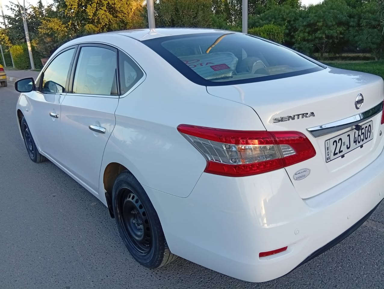 السلام عليكم...
للبيع...نقد فقط  اعتذر عن الاقساط 
باسعر 119$وبيه مجال بسيط
سنترا خليجي 2018ابيض ثلجي 
رقم أربيل سنويه وهزه وبراد 🆕 
شرط التحويل والغرامات 

⭐️محرك مكفول شرط لاتبخير ولاتنقيص 
🌟كير اتوماتيك بدون اي عيب مال بيت"
⚔️المواصفات⚔️ 
تحكم ستيرن 
حساسات +نظام ECo
شاشة 📺 كاميرا 

 🚘سياره جديده برغي ما ناقصها 

🚗سياره بيها جاملغ السكن فقط بدون اي دواخل ☑️

تايرات 4️⃣ جديدة 🆕 
صدر امامي خلفي كله جديد 
شرط التحويل ثاني يوم
السعر 119$ وبيها مجال بسيط 
مكان السيارة صلاح الدين تكريت الزهور 
رجاءً ما أقفل سعر بالتلفون تعال وتدلل 
للاستفسار ‭٠٧٧١ ٩٩٨ ١٠٠٩‬
