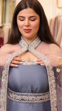 فساتين • ملبوسات مره وحده • قياس ٤٢-٤٤